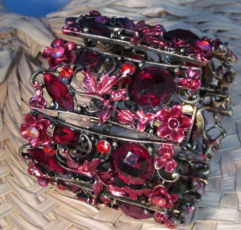 vintage jewelry